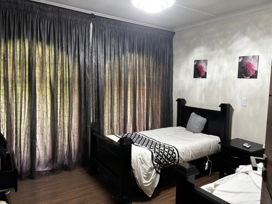 3 Bedroom Property for Sale in Neserhof North West